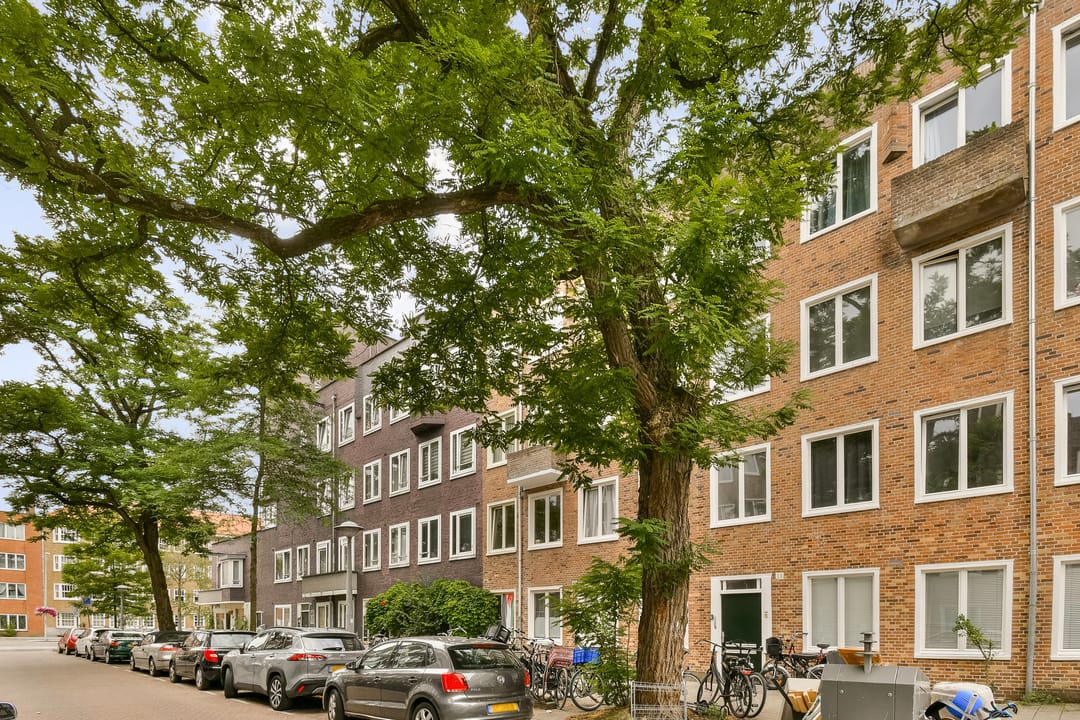 Photo 16 of Van Spilbergenstraat 9-3