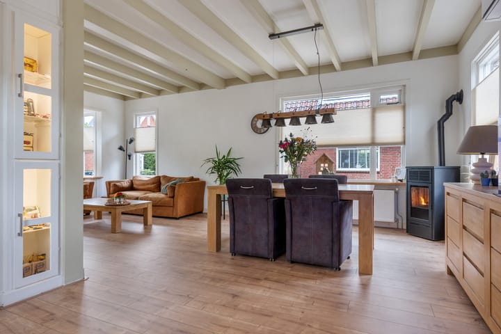 Vrijstaande woning te koop: Sportterreinstraat 136, Hoogezand