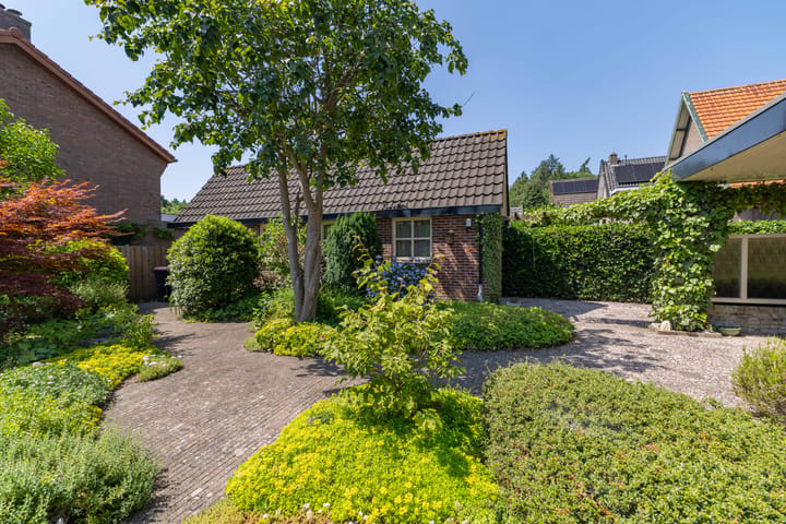 Vrijstaande woning te koop: Chopinlaan 8, Apeldoorn