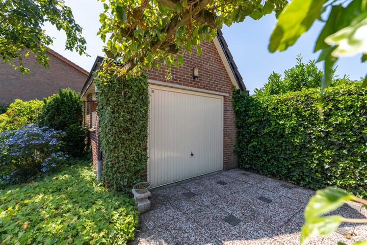 Vrijstaande woning te koop: Chopinlaan 8, Apeldoorn