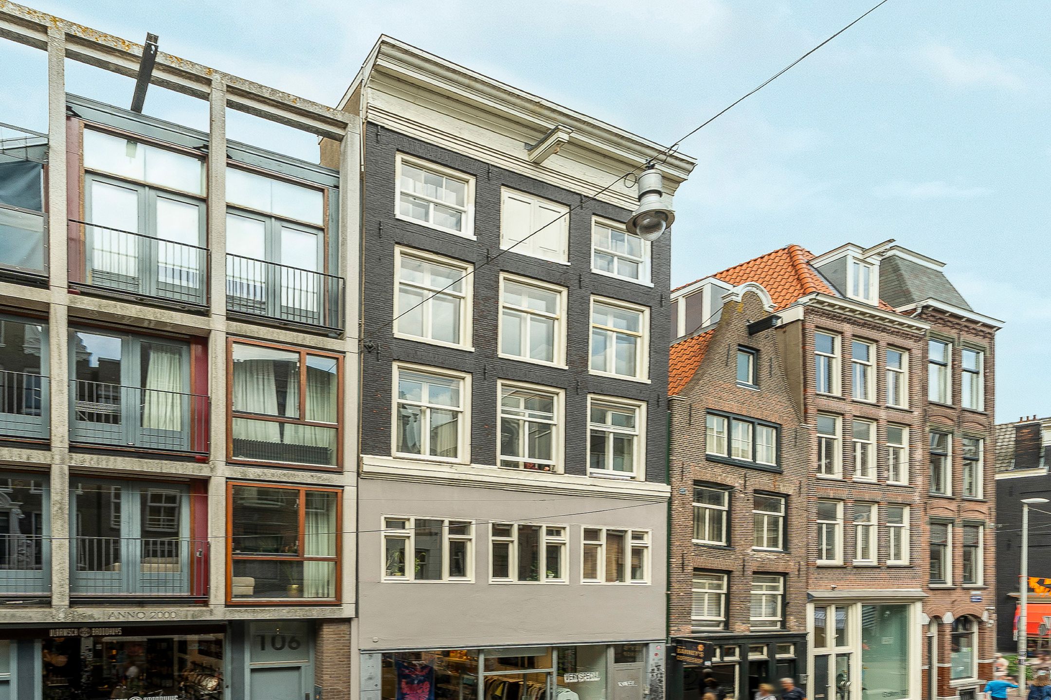 Photo 51 of Haarlemmerstraat 104-3