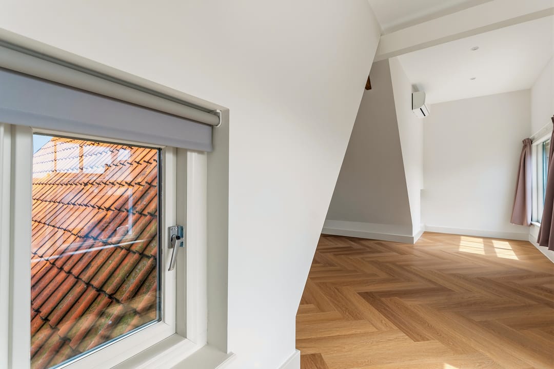 Photo 47 of Haarlemmerstraat 104-3