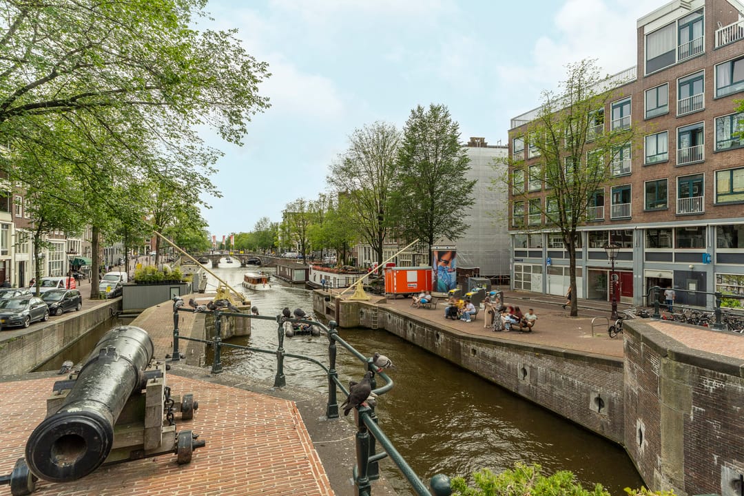 Photo 58 of Haarlemmerstraat 104-3