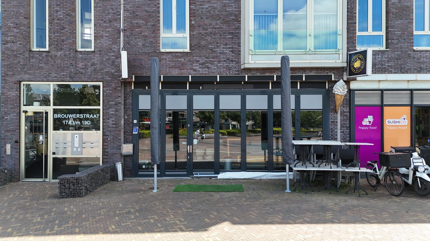 Bekijk foto 1 van Brouwerstraat 15