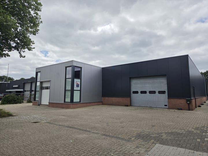 Bedrijvenweg 45, Nijverdal