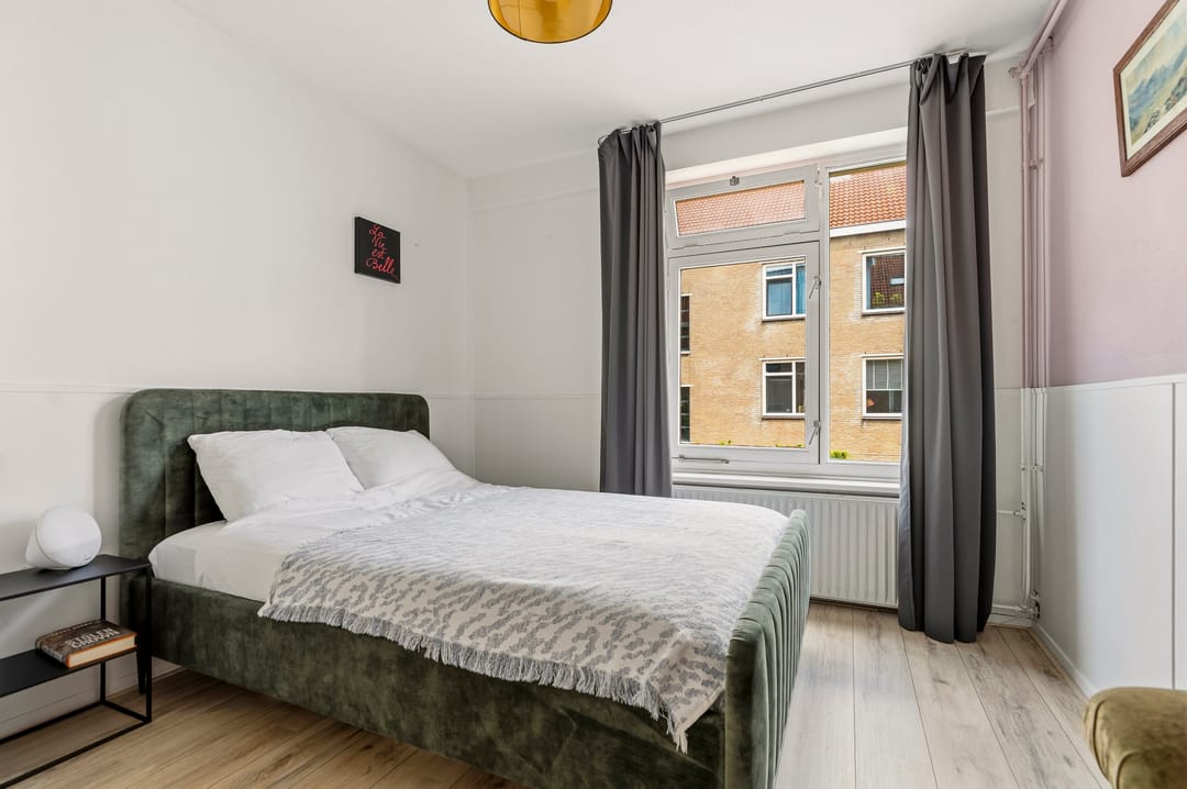 Photo 13 of Van der Kempstraat 10