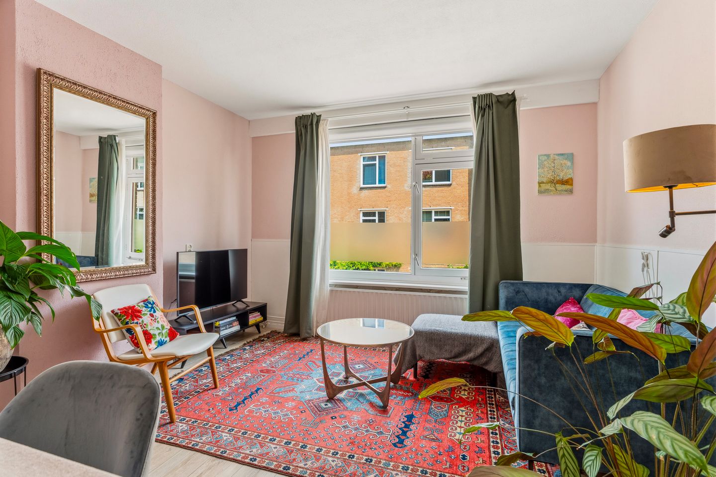 Photo 4 of Van der Kempstraat 10
