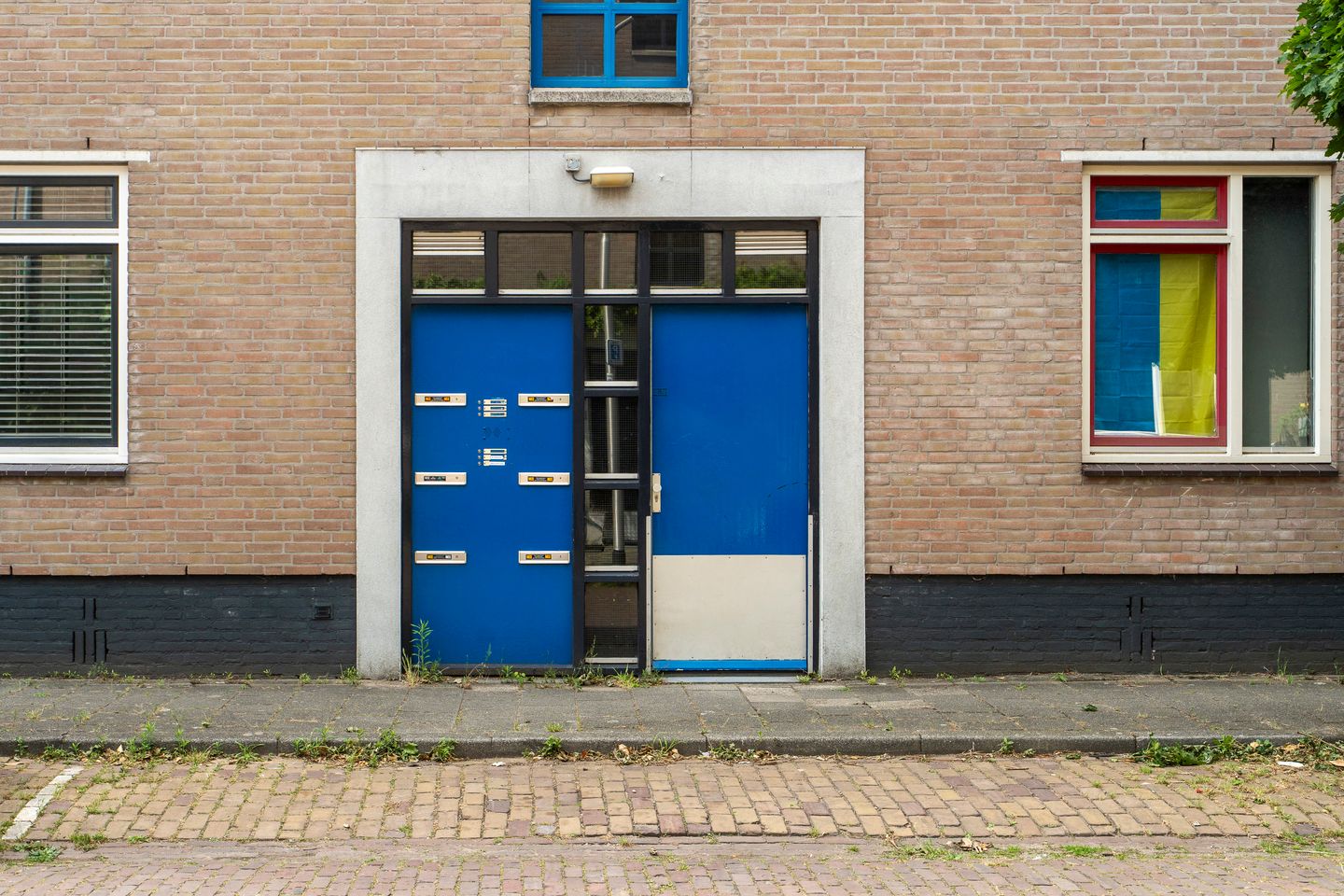 Photo 20 of Van der Kempstraat 10