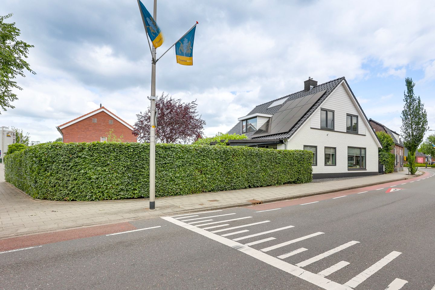 Photo 49 of Larenseweg 35