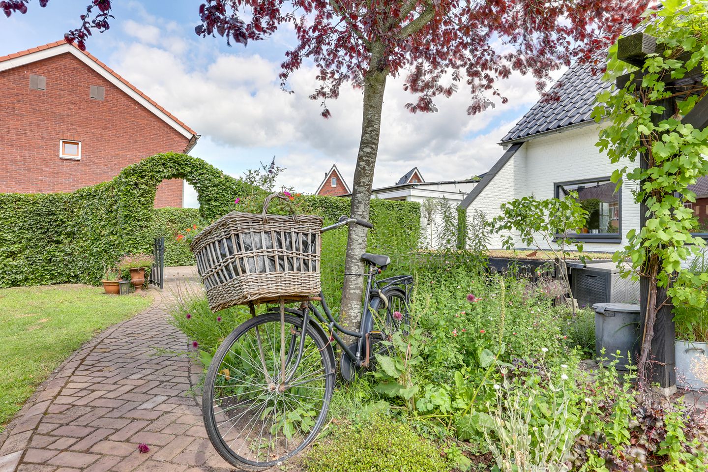 Photo 34 of Larenseweg 35