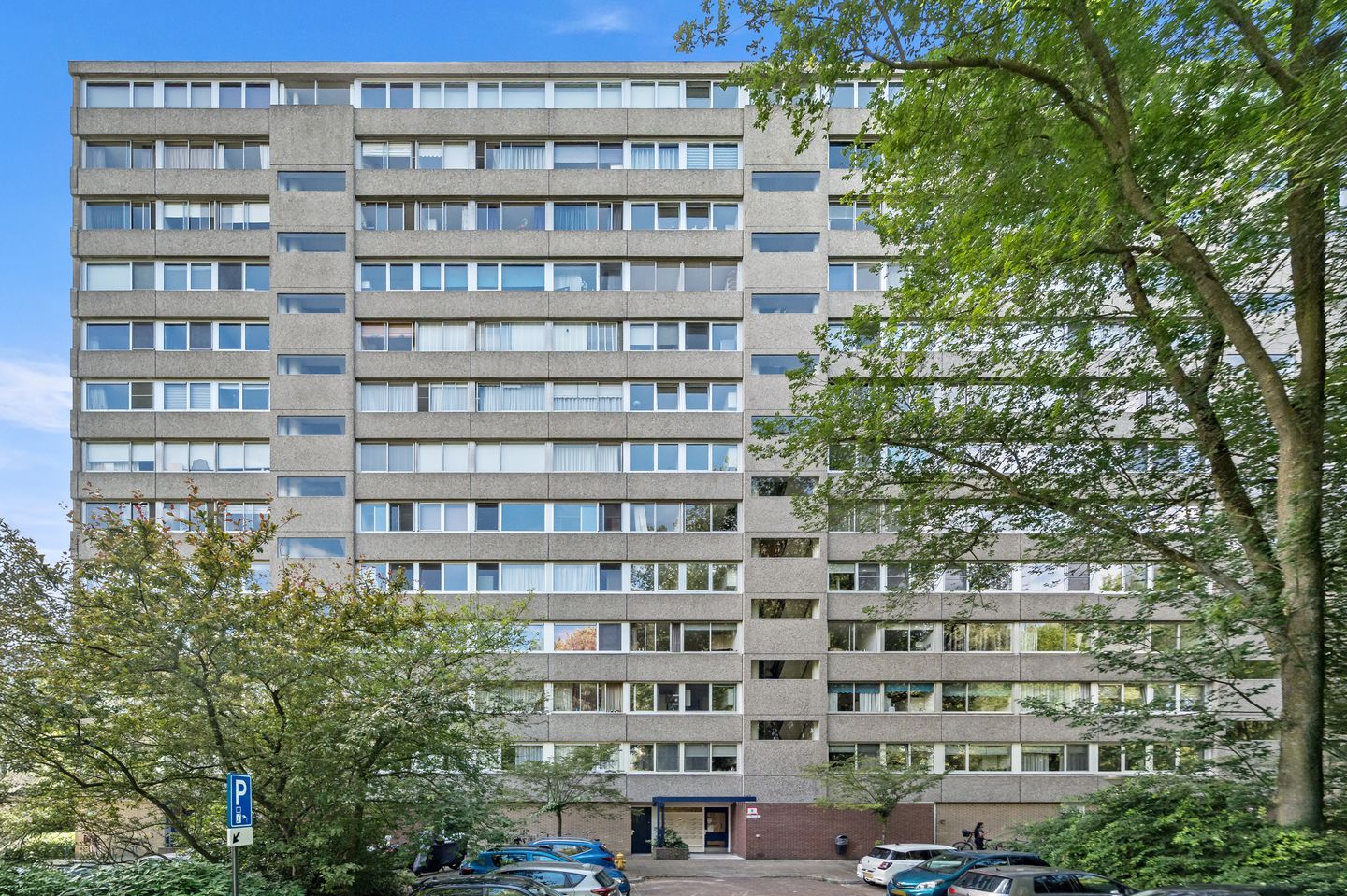 Foto 1 van Aart van der Leeuwlaan 1090
