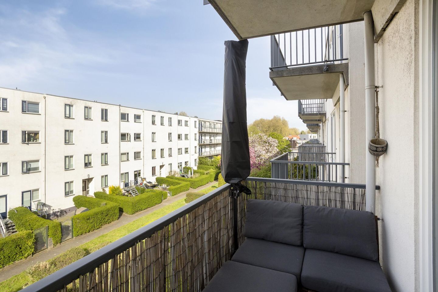 Photo 20 of Van Harmelenstraat 101