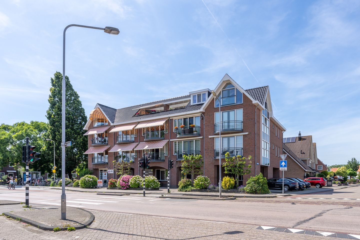 Bekijk foto 2 van Julianaweg 45-b