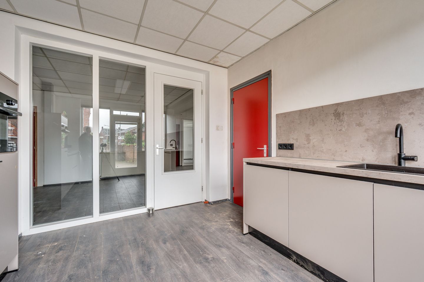 Photo 14 of Alberdingk Thijmstraat 1