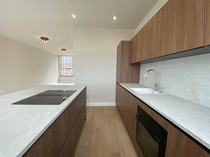 Photo 4 of Newtonstraat 411-A