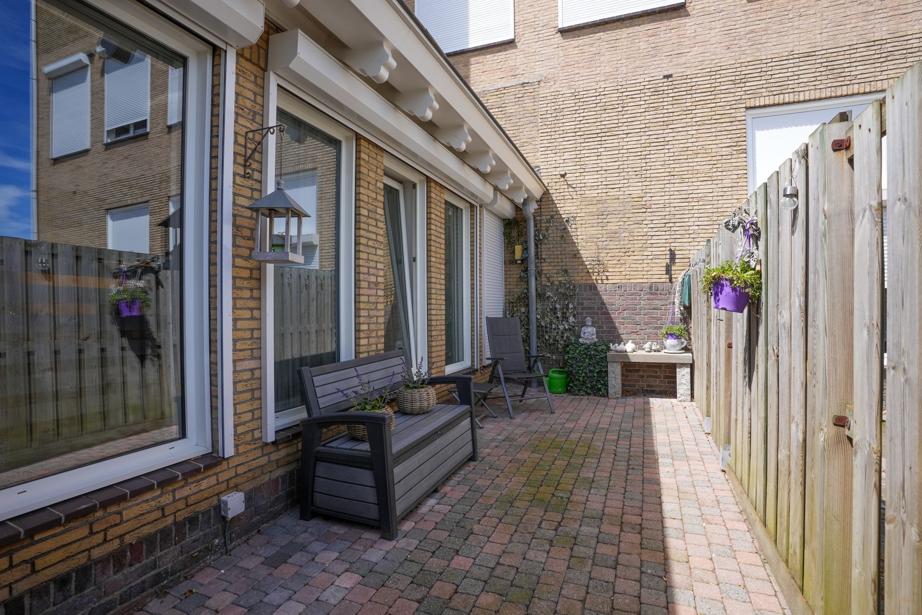 Photo 18 of Maanstraat 14-A