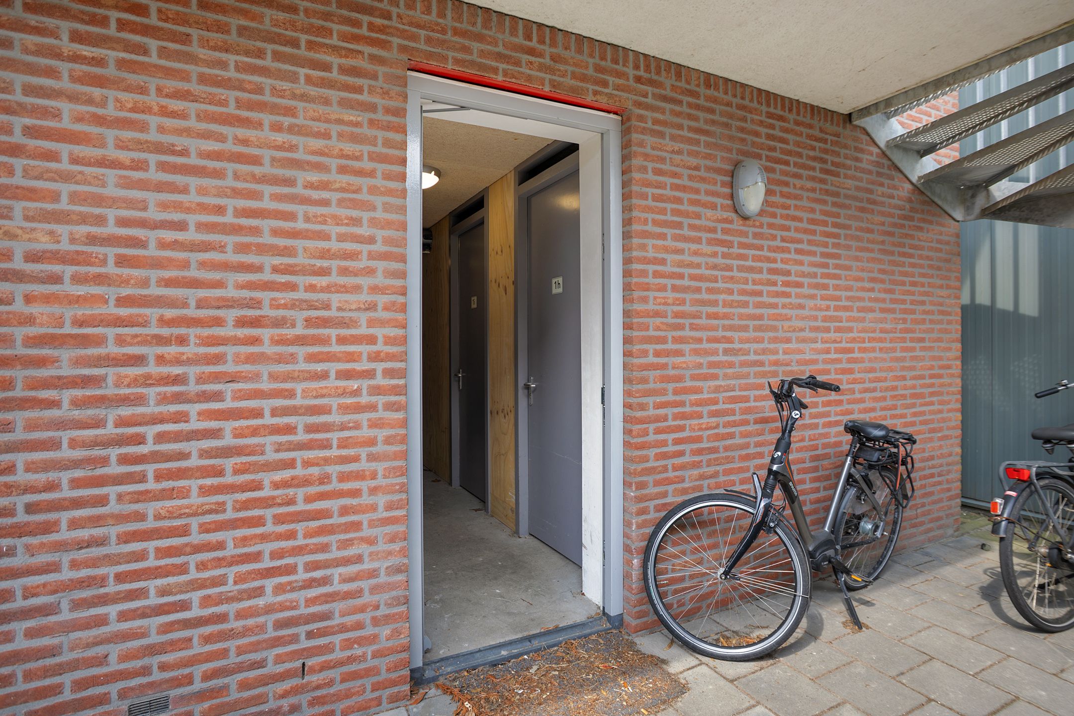 Photo 6 of Breestraat 1-H