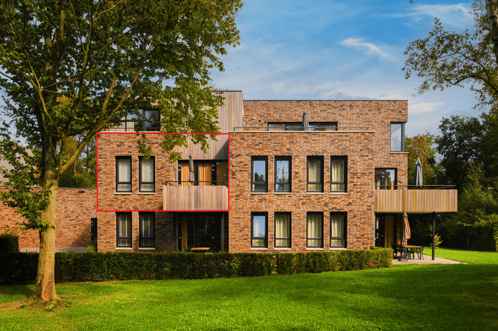 1-bedroom freehold villa in Maastricht — photo 1 of 5