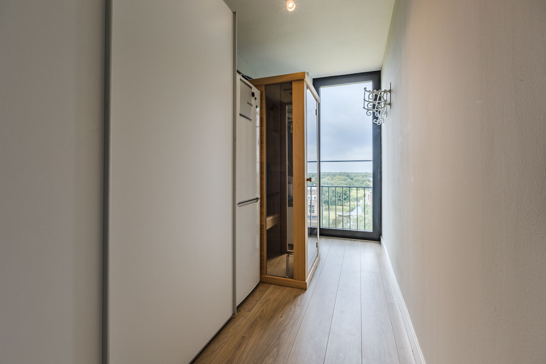 Photo 27 of Dirk Hartogstraat 245