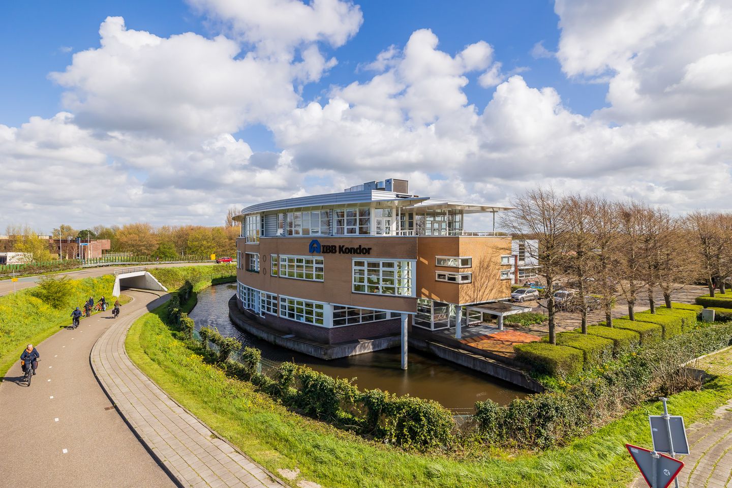 View photo 1 of Oude Vaartweg 1