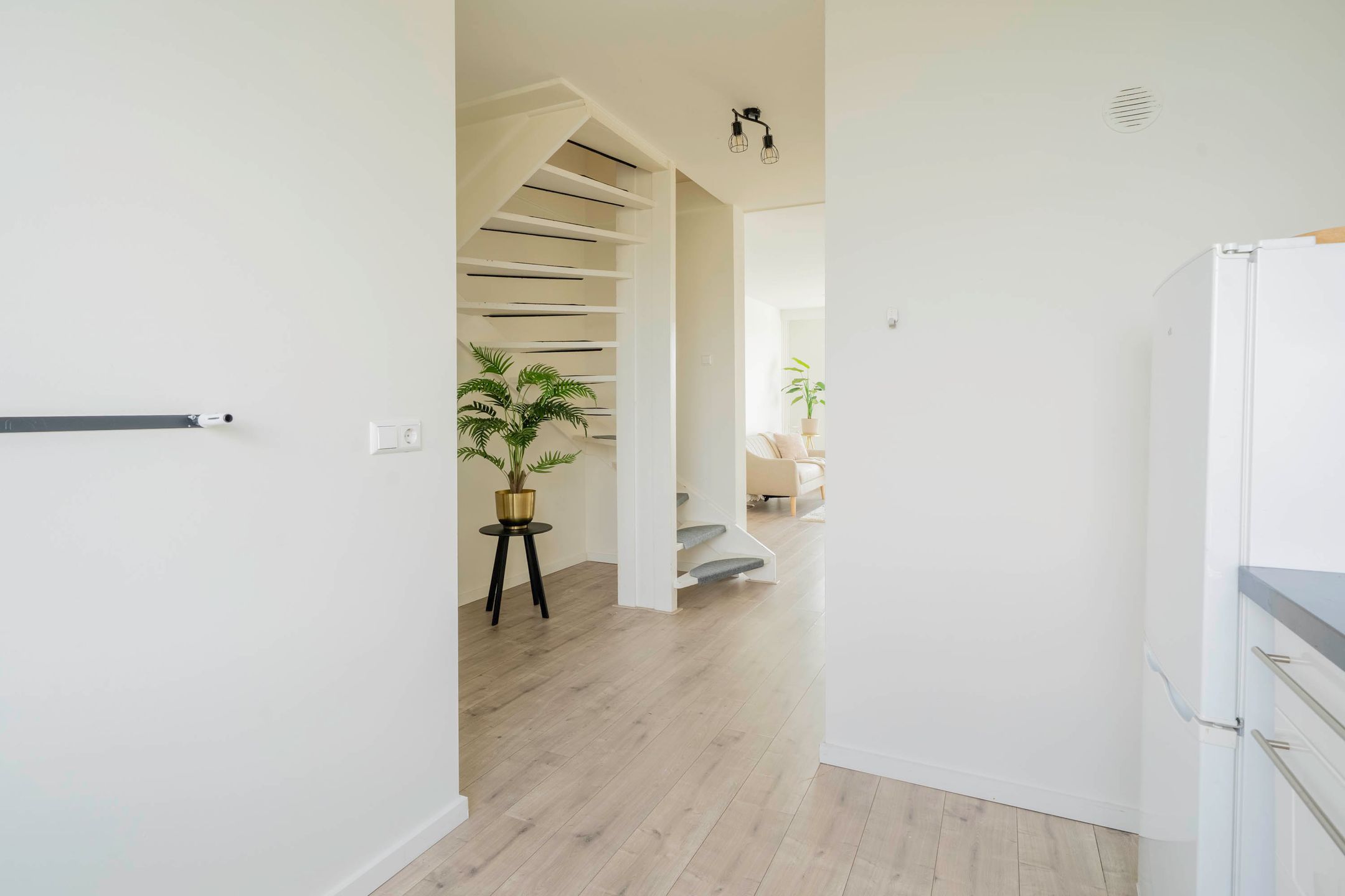 Photo 15 of Pieter Calandlaan 311