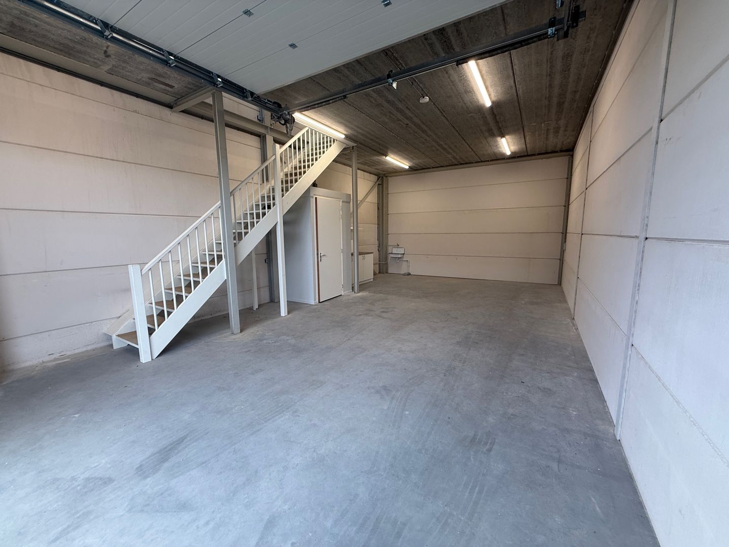 View photo 3 of Industriepark 13-B