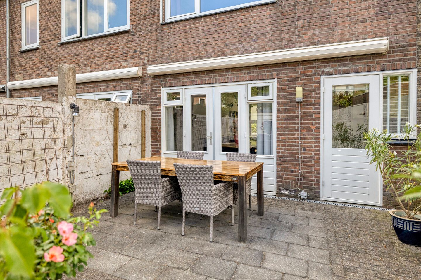 Foto 40 van Zeisstraat 1