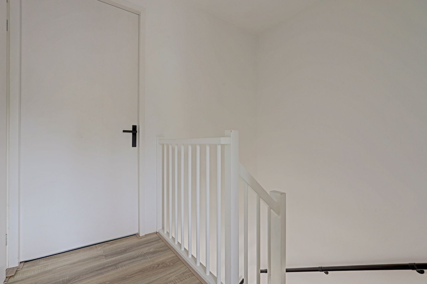 Photo 19 of Windhalm 27