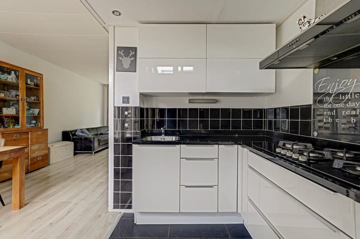 Tussenwoning te koop: jeroen boschstraat 10, Leeuwarden