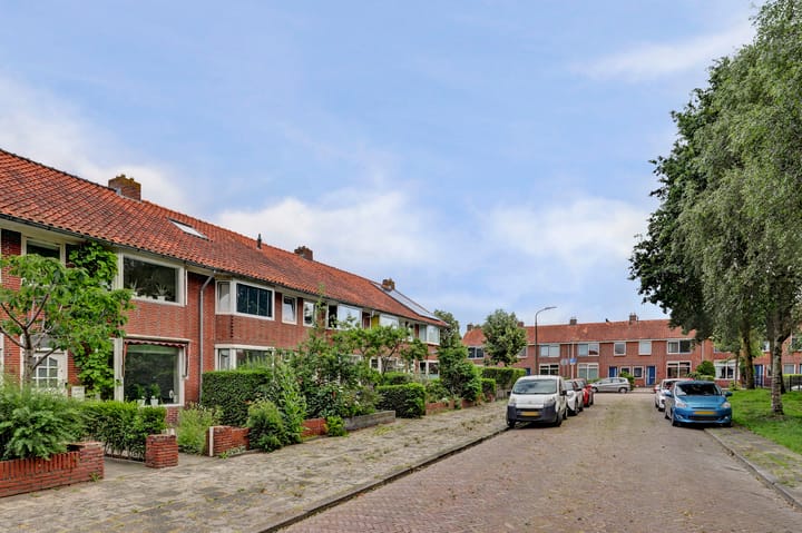 Tussenwoning te koop: jeroen boschstraat 10, Leeuwarden