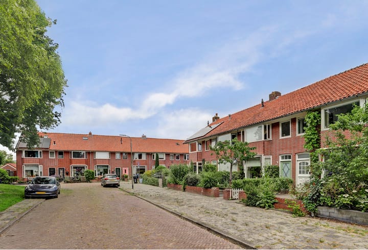 Tussenwoning te koop: jeroen boschstraat 10, Leeuwarden
