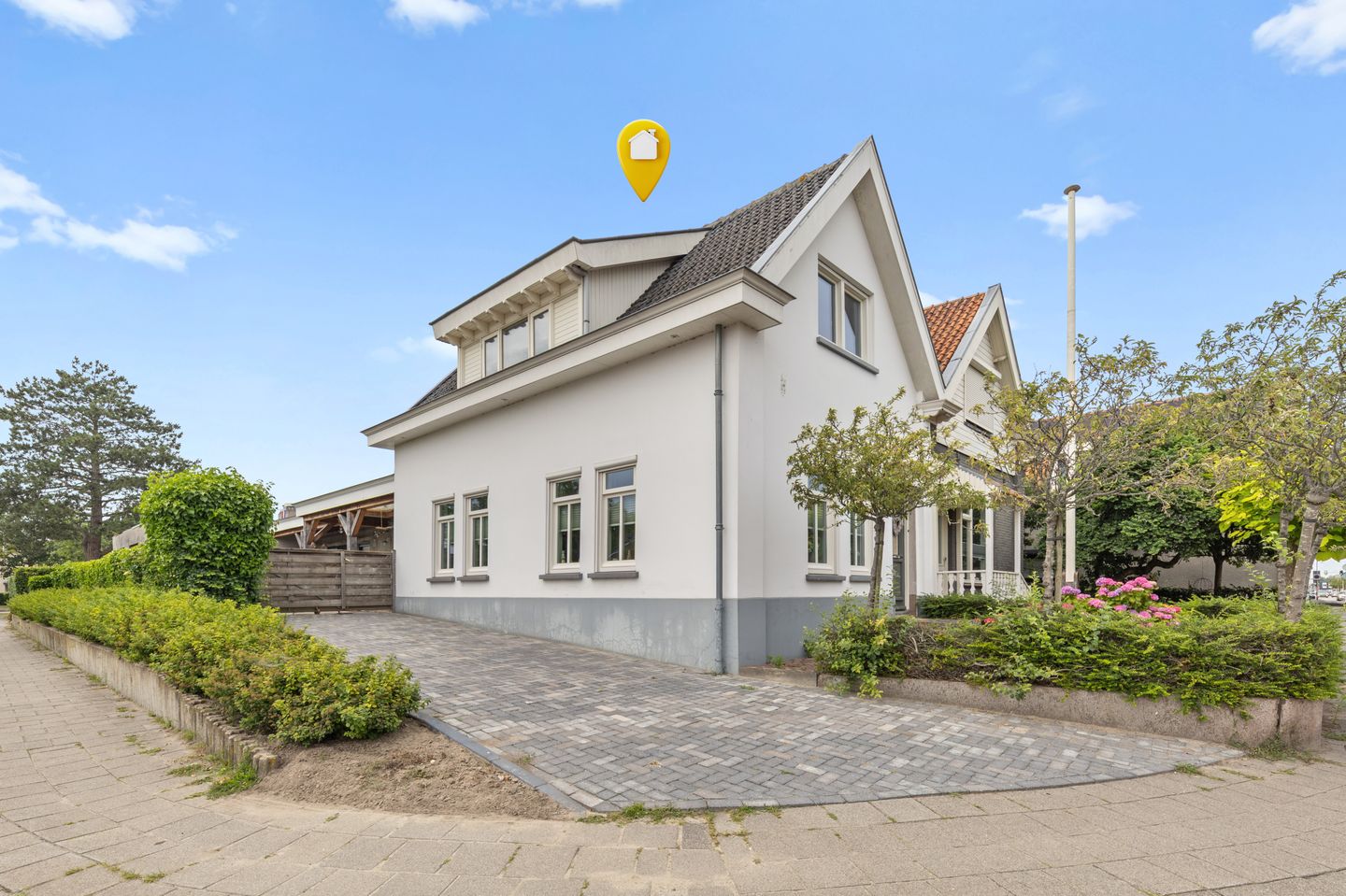 Foto 1 van Hulsdonksestraat 100