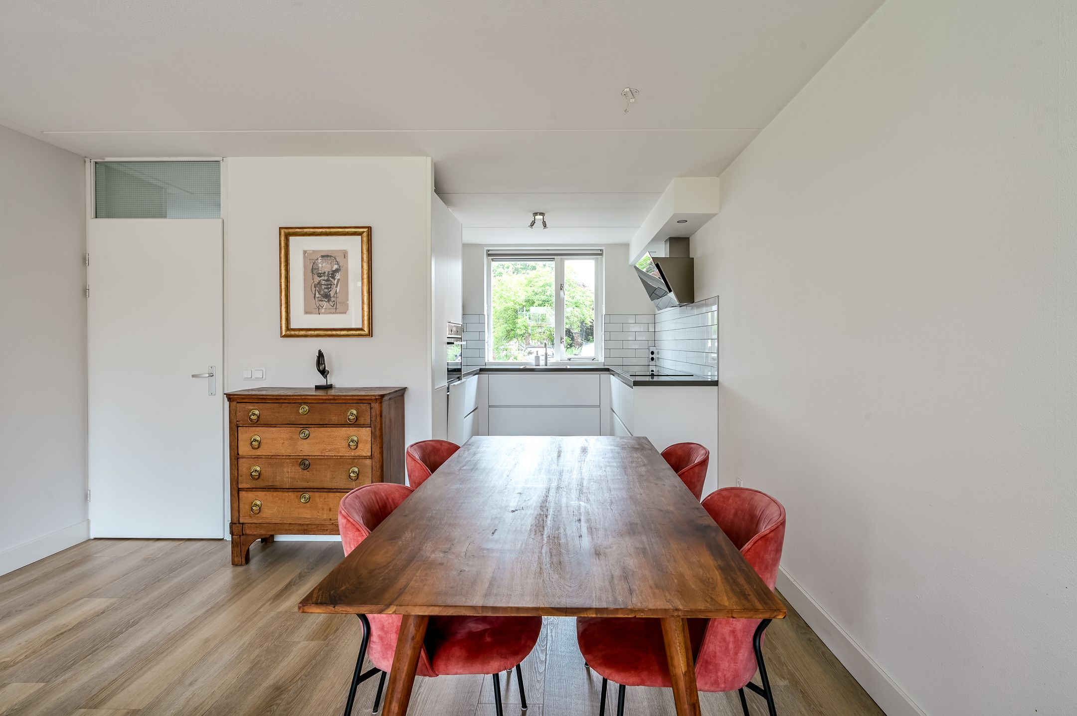 Photo 9 of Vossemeerstraat 31