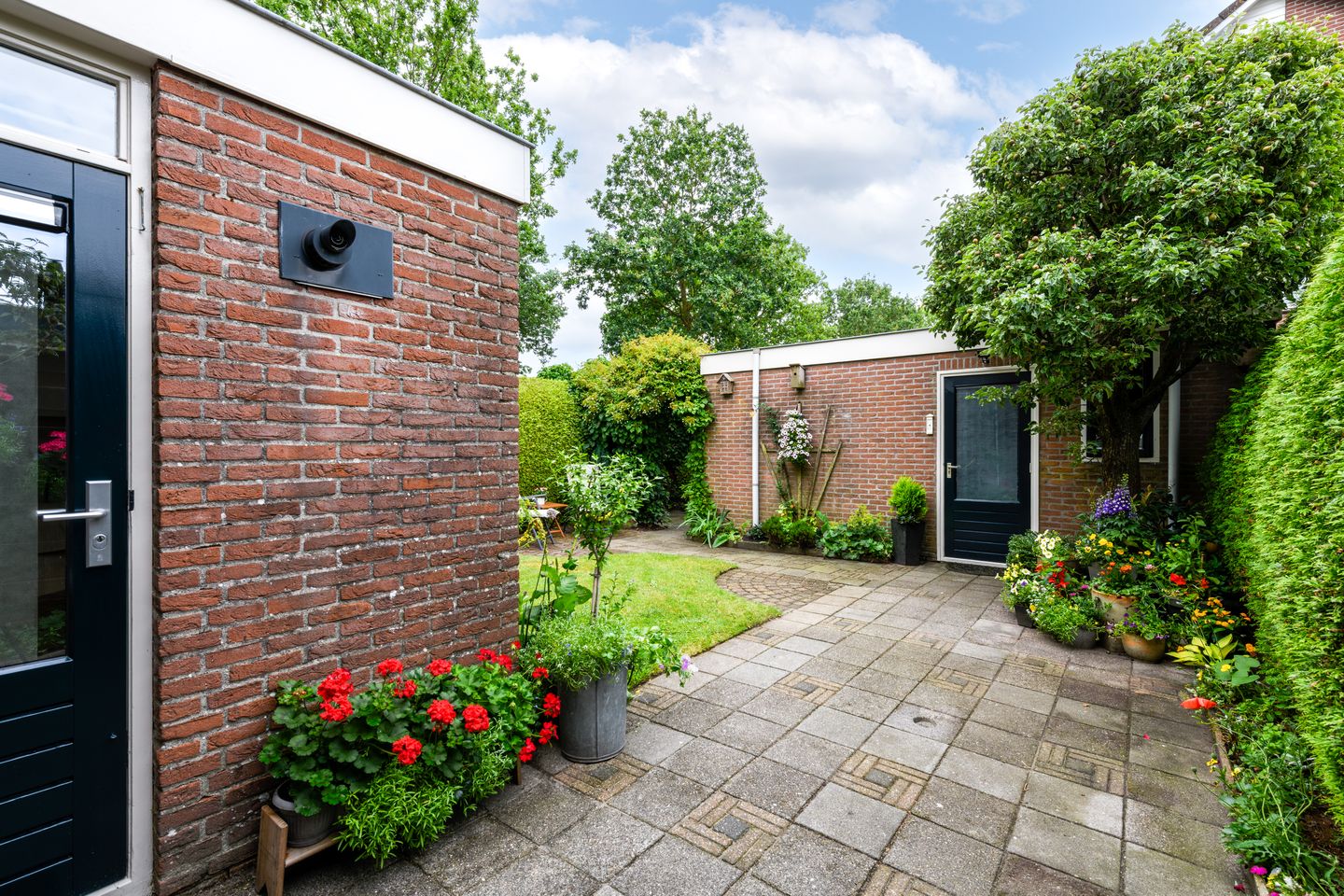 Photo 35 of Burgemeester Selhorststraat 66