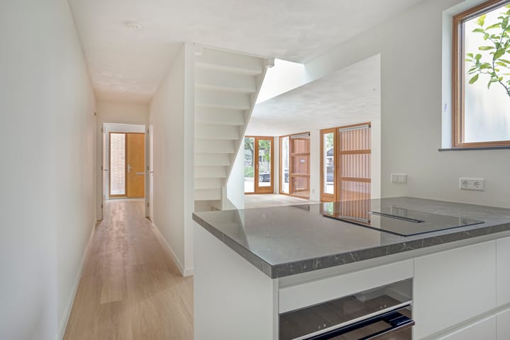 Photo 3 of Willem de Zwijgerstraat 1-B