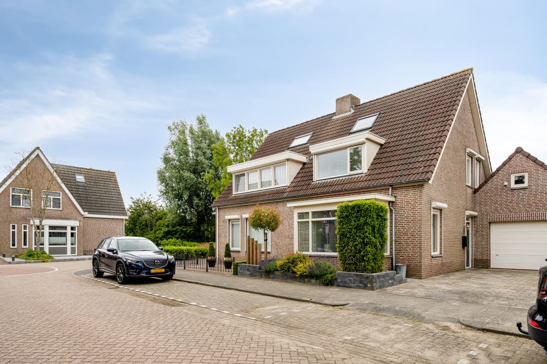 Photo 46 of Mgr Dellepoortstraat 3