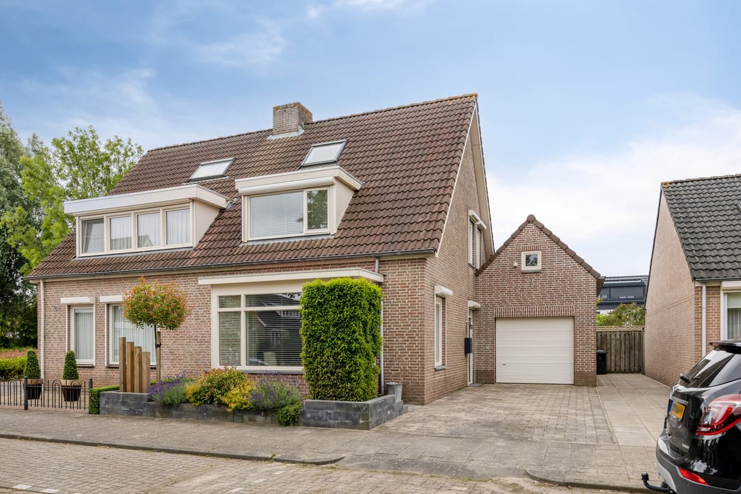 Photo 1 of Mgr Dellepoortstraat 3