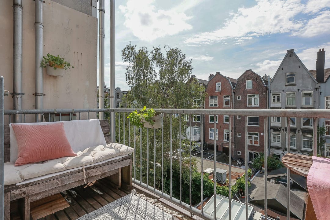Photo 2 of Gerard Doustraat 16-3A