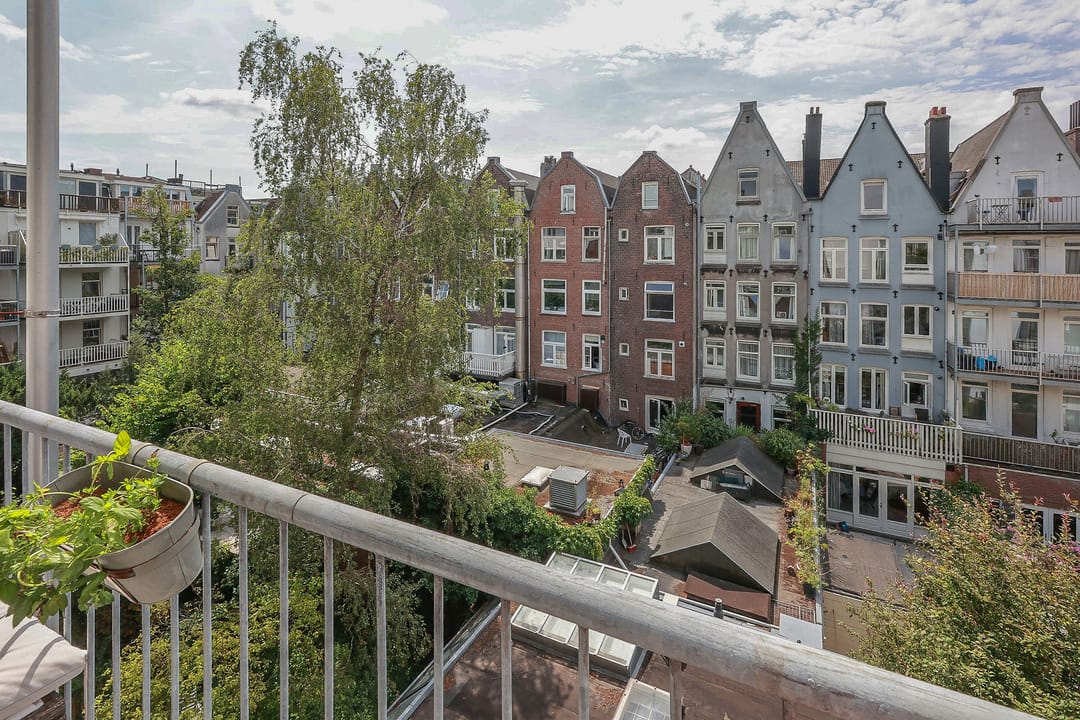 Photo 16 of Gerard Doustraat 16-3A