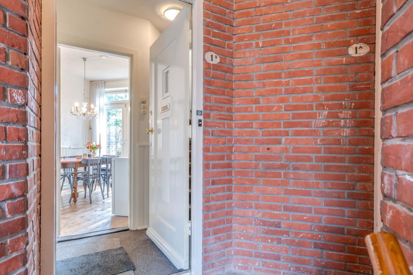 Photo 14 of Van der Waalsstraat 1-B