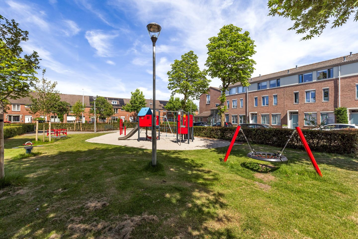 Foto 49 van Benthuizenstraat 72