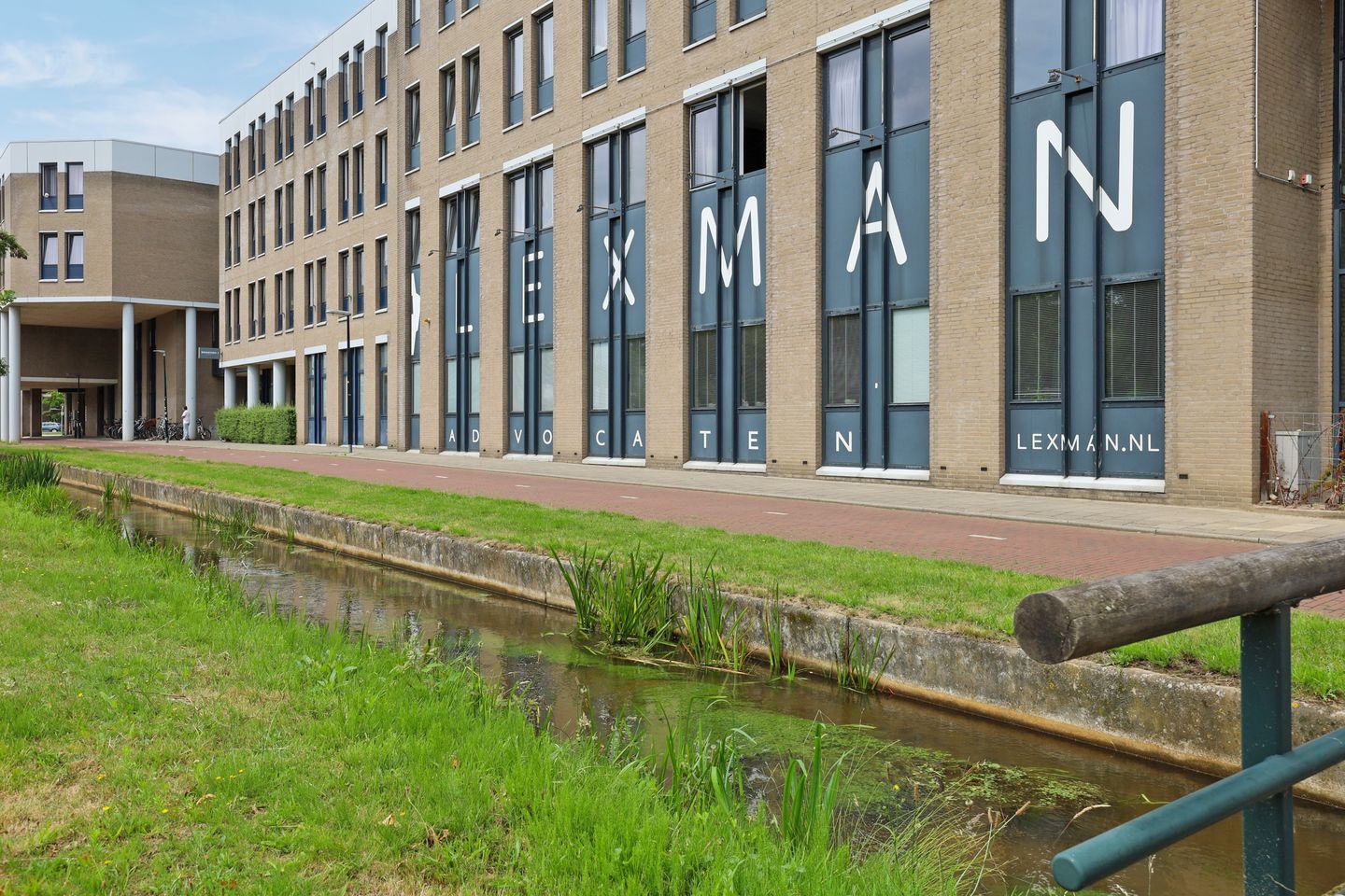 View photo 1 of Prins Willem-Alexanderlaan 150
