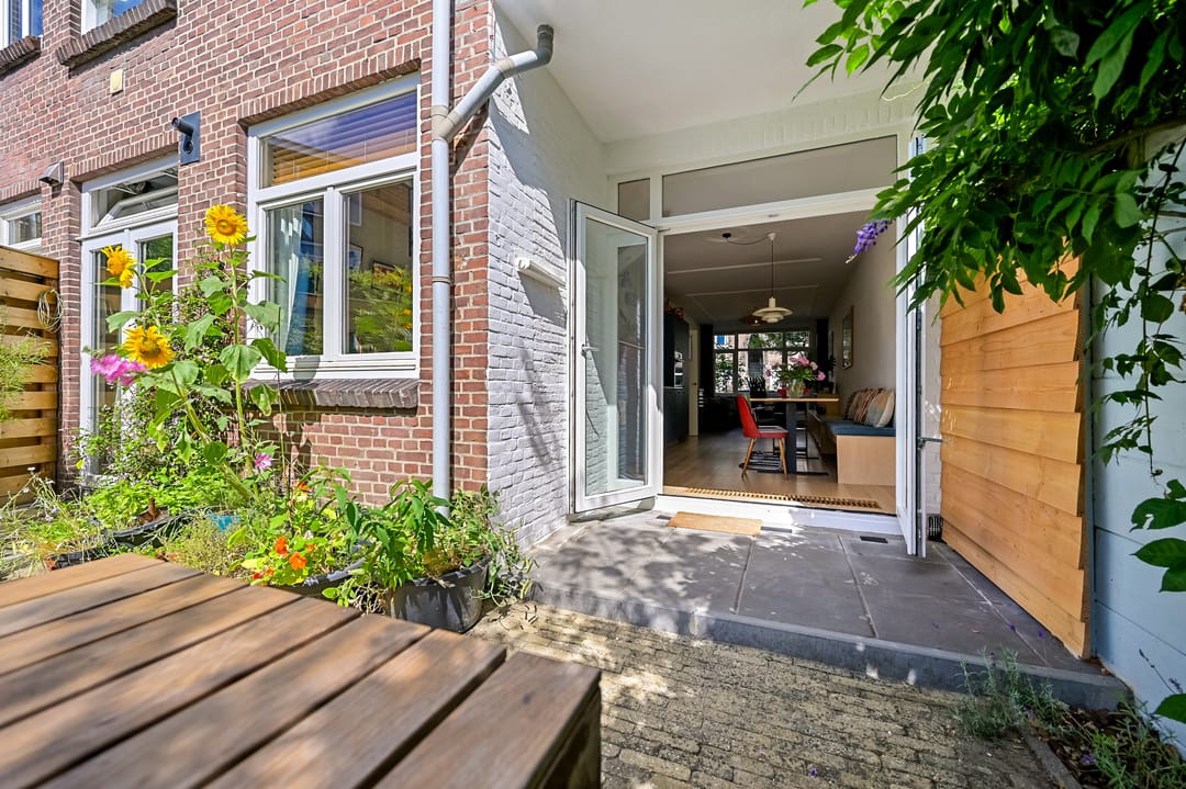 Foto 17 van van Naeltwijckstraat 12