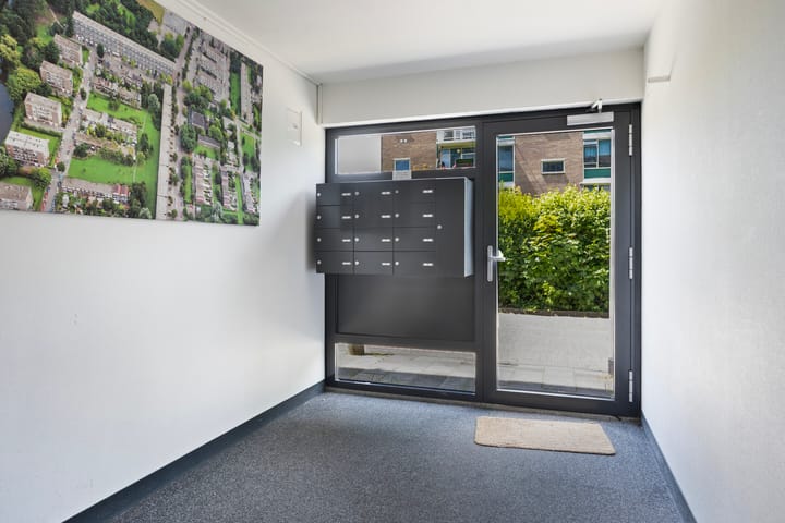 Appartement te koop: Roemer Visscherstraat 286, Vlaardingen