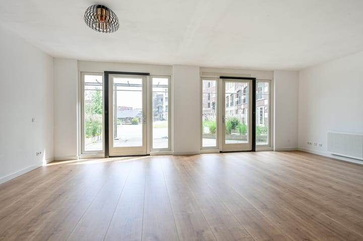 Appartement te huur: Lelybaan 48, Lelystad