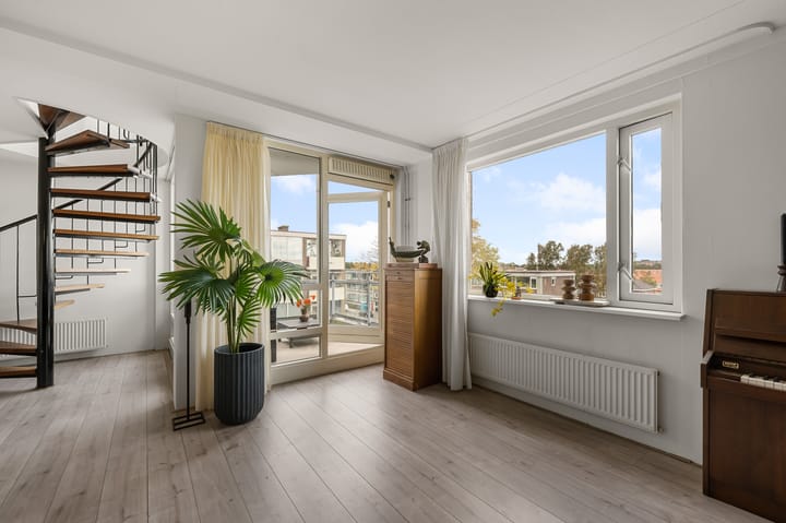 Appartement te koop: Eikenstraat 59, Beverwijk