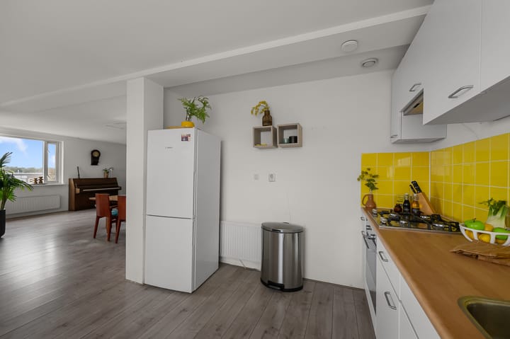 Appartement te koop: Eikenstraat 59, Beverwijk