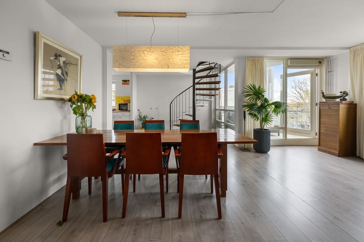 Appartement te koop: Eikenstraat 59, Beverwijk