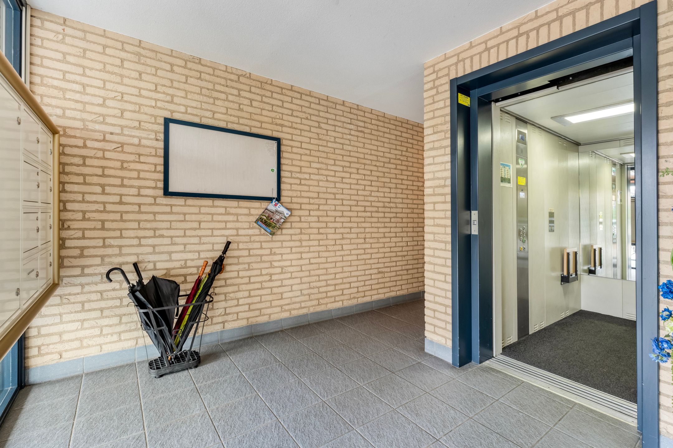 Photo 21 of Vechtvoorde 17