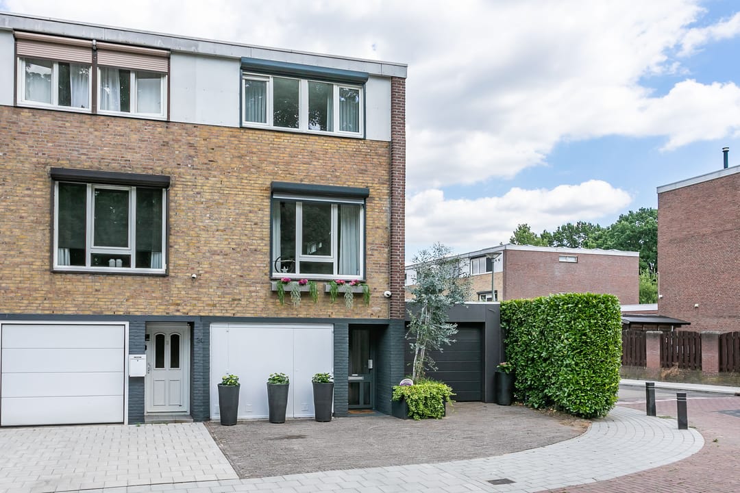 Foto 41 van De Gasperistraat 22